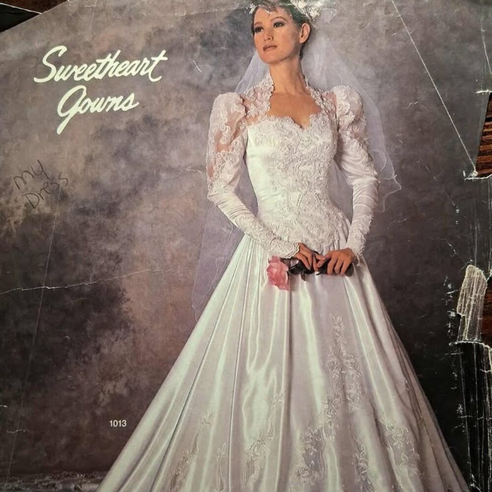 Sweetheart Wedding Gown